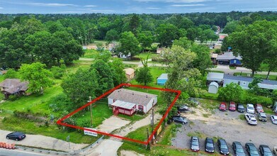 Building Photo - 25779 Almarie Dr
