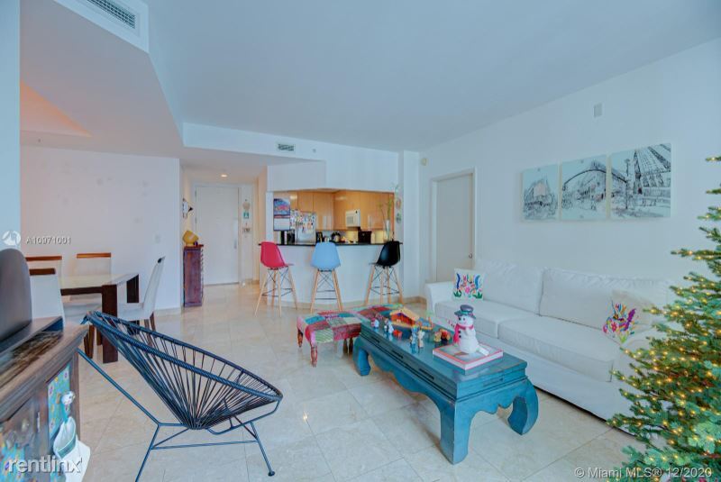 Primary Photo - 801 Brickell Ave