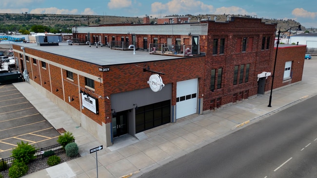 Building Photo - 2019 Montana Ave