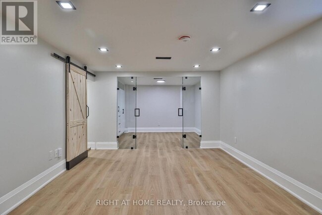 Building Photo - 248 Garden Ave