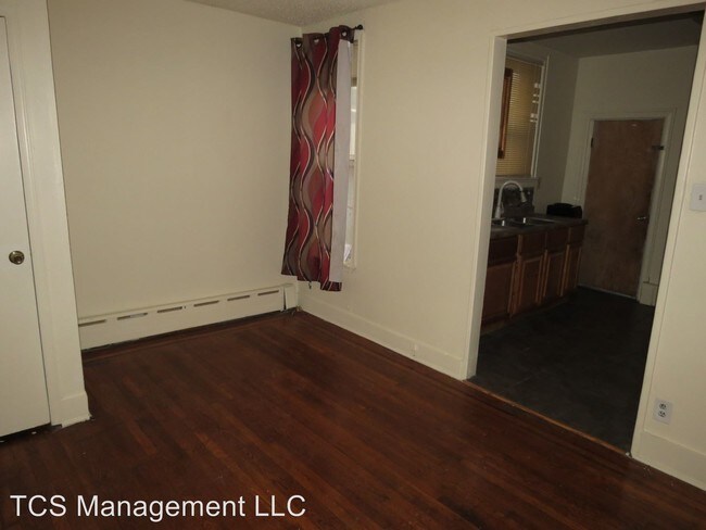 Foto del edificio - 3 br, 1 bath House - 211 West Spencer Street
