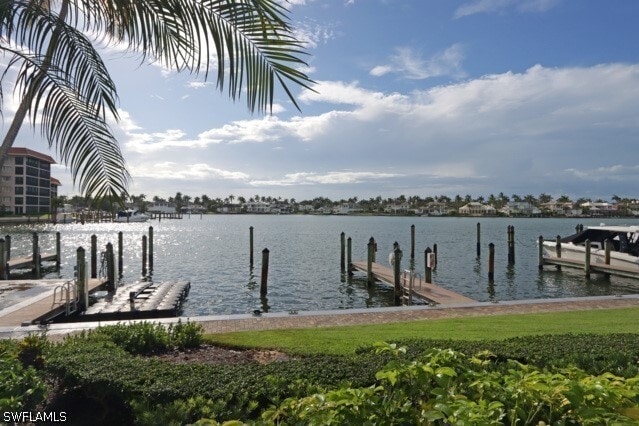 Foto del edificio - 2850 Gulf Shore Blvd N