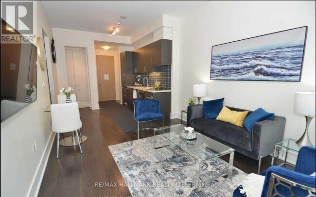 Building Photo - 39 Queens Quay E