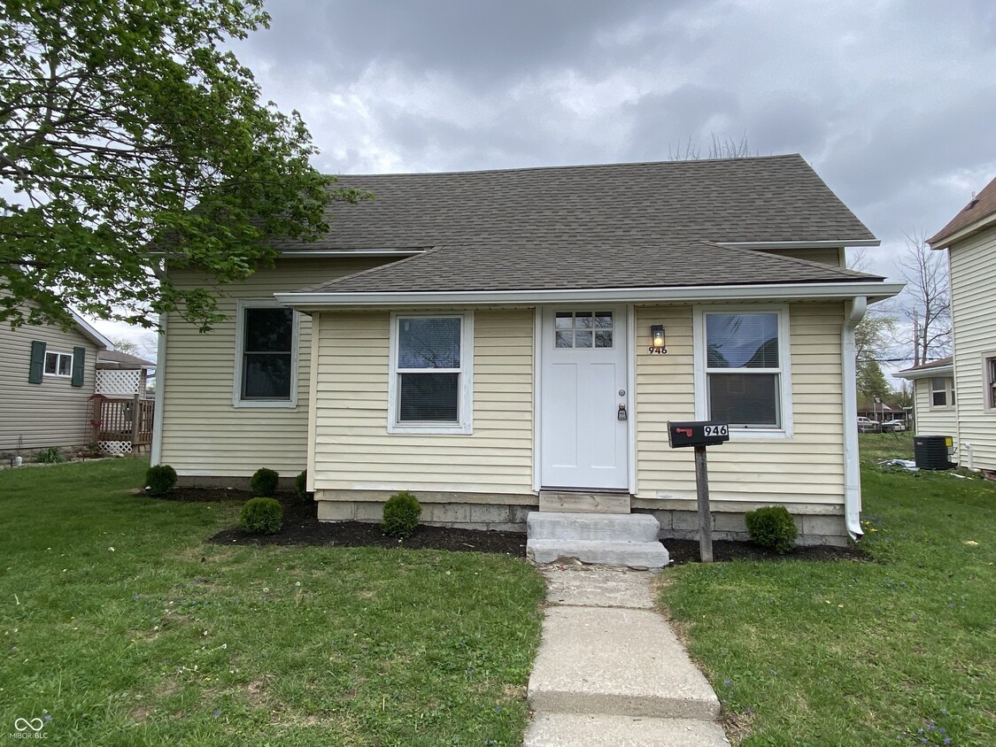 Primary Photo - 946 W North St