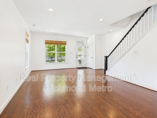 Foto del edificio - 2001 R St