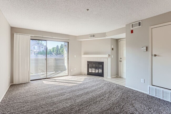 Building Photo - Cozy 1 bed 1 bath Condo Available Now!