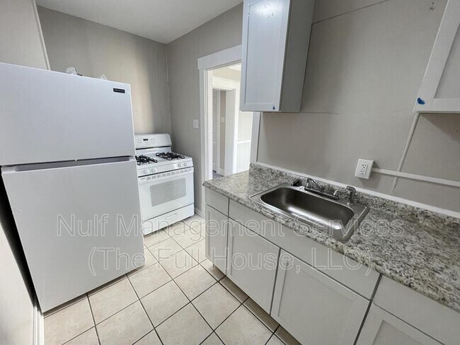 Foto del edificio - 348 2nd St