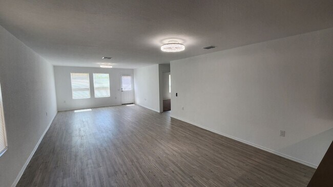 Foto del edificio - VIDA SUBDIVISION / San Antonio A&M steps away- spacious 4-bedroom, 2-bathroom house