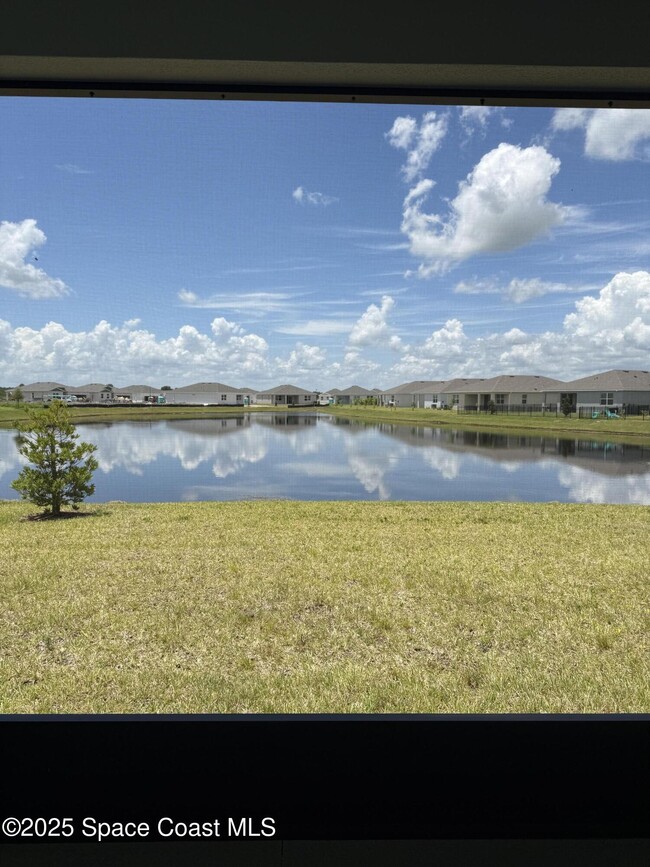 Foto del edificio - 1566 Criswell Ln SE