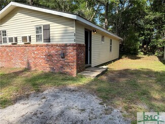 Building Photo - 315 Strickland St