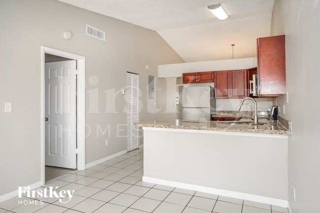 Foto del edificio - 8806 NW 114th Terrace