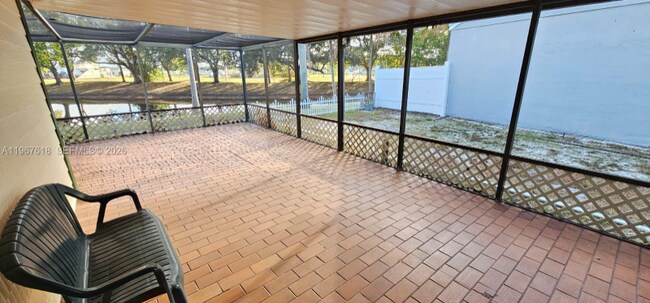 Foto del edificio - 1251 SW 84th Terrace