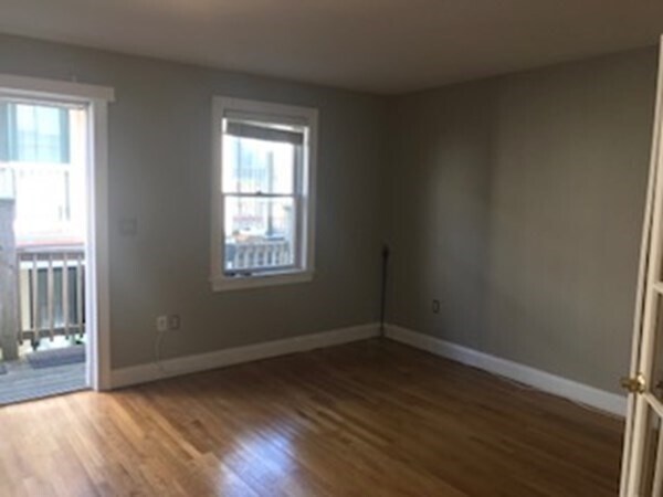Foto del edificio - 734 E 6th St