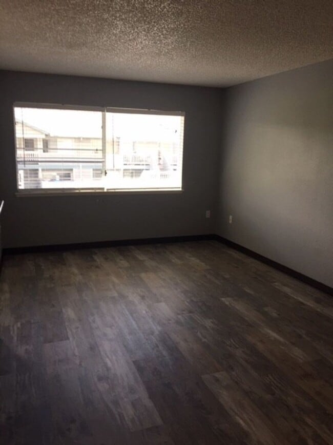 Building Photo - Mililani Mauka Hillsdale 2 bedroom/2 Bath ...