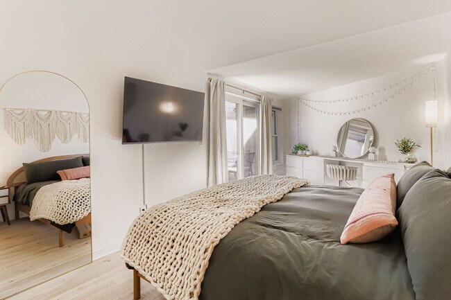 Foto del edificio - Idyllic West Boulder 2BDR Furnished Home