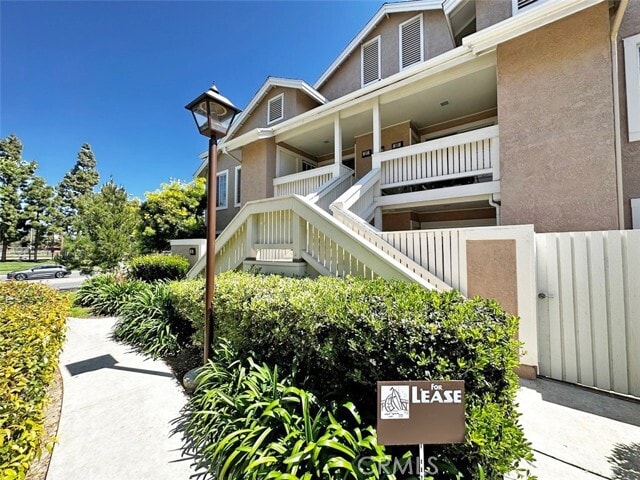 Building Photo - 27 Woodleaf