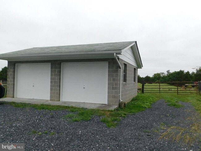 Building Photo - 13142 Lord Fairfax Hwy