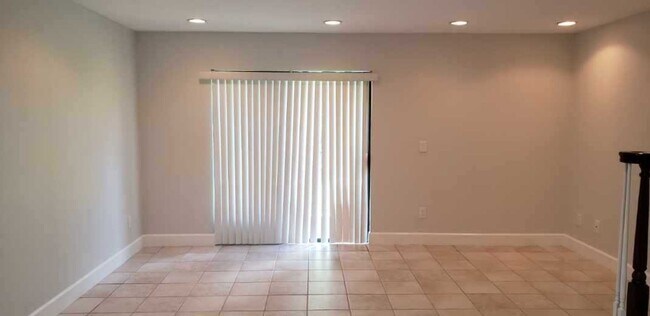 Building Photo - Townhome in Winter Park
