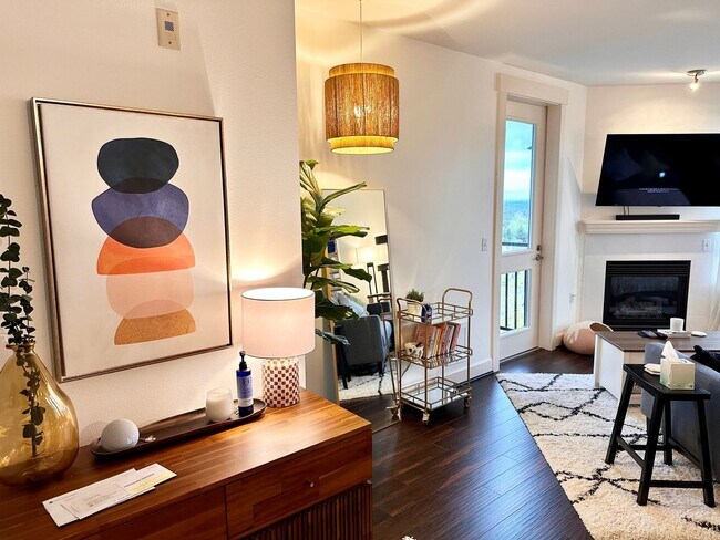 Foto del edificio - Starpoint Condominiums ~ Issaquah Highlands