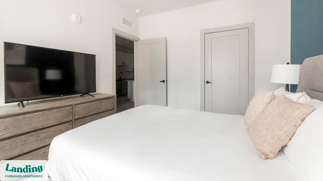 Building Photo - 1148 N Main St