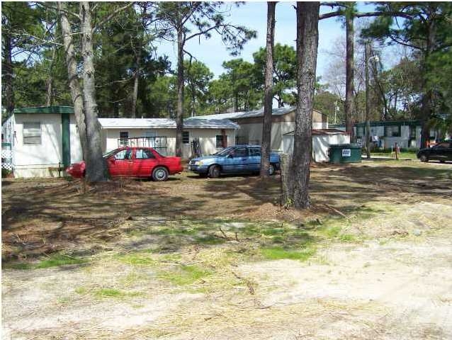 Building Photo - Small Mobile Home Park