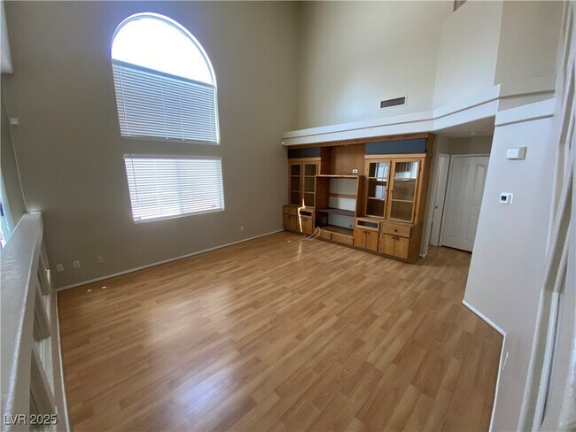 Foto del edificio - 4813 Lufkin Ave