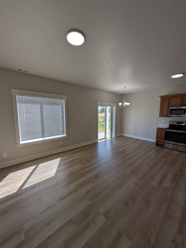 Foto del edificio - 109 Hillcrest Ave