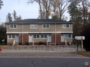 Building Photo - 698 W Hamlet St