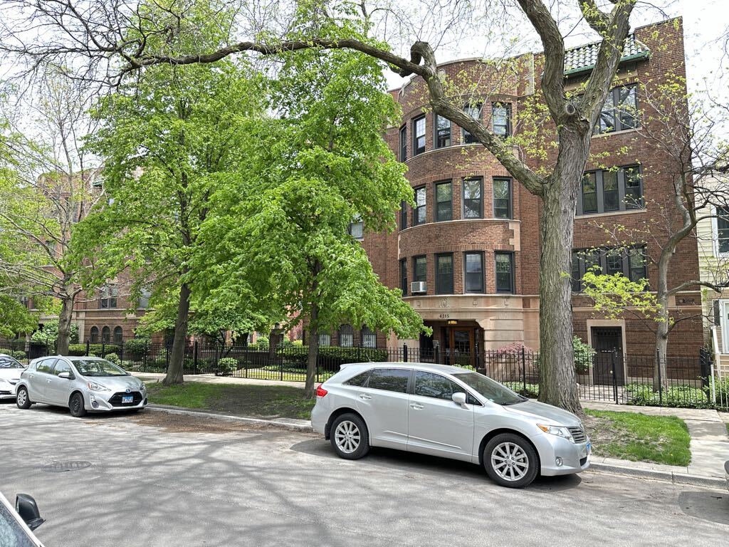 Primary Photo - 4519 N Wolcott Ave