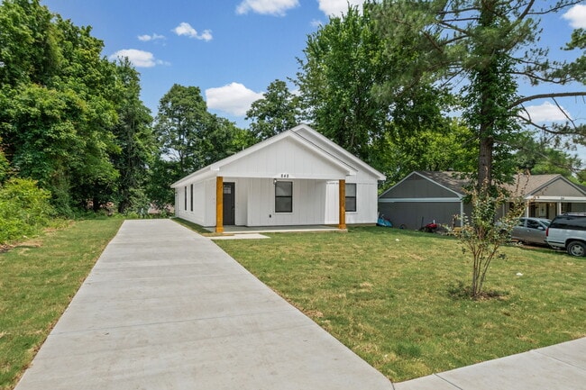 Building Photo - 848 Brandywine Blvd