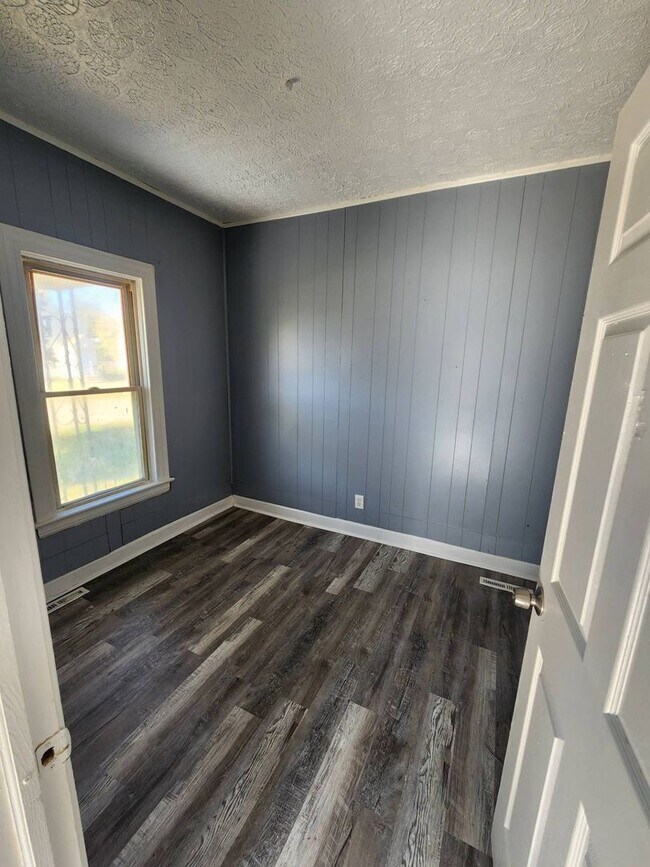 Foto del edificio - Charming 4-Bedroom Property in Prime Locat...