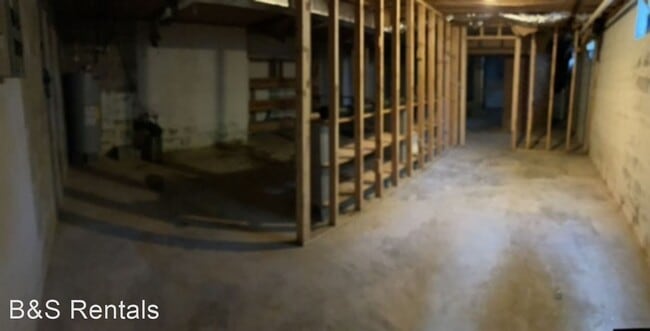 Building Photo - 3 br, 2 bath House - 3056 Franklin Turnpike