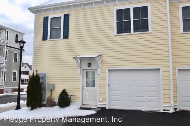 Building Photo - 2 br, 2.5 bath House - 1 Sherwood St  Unit 1D