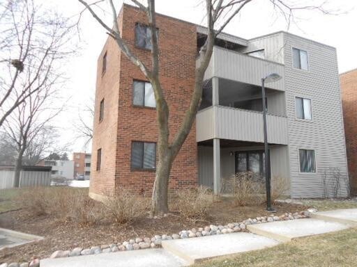 Foto del edificio - 1850 W Highland Ave