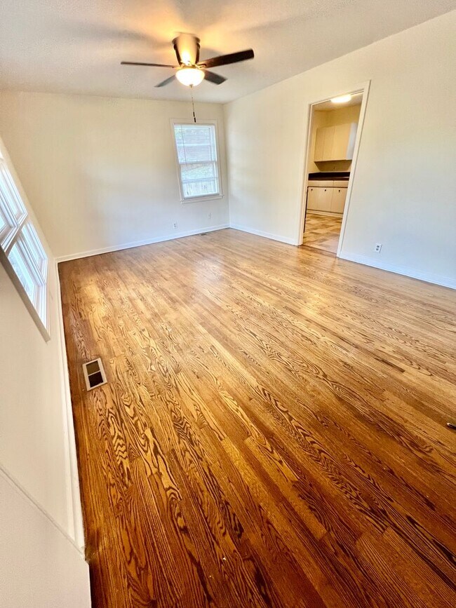 Photo - 2 Bedroom 1 Bath House w/ Fenced Back Yard...