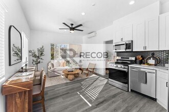 Building Photo - 8353 Ivory Coast Dr