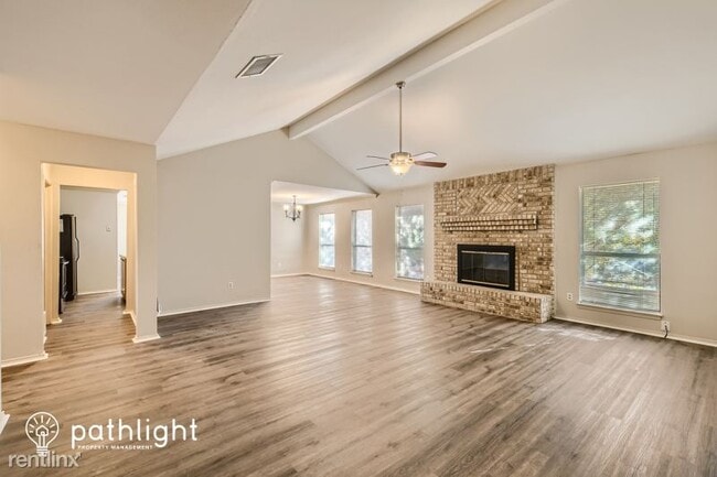 Building Photo - 3 br, 2 bath House - 309 SW Alsbury Blvd UNIT