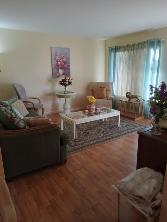 Building Photo - 8266 Trionfo Ave