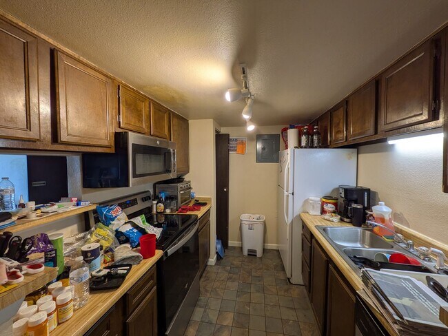 Foto del edificio - 13241 E Asbury Dr