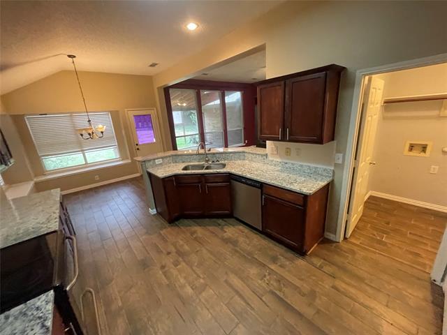 Foto del edificio - 3004 Norwich Ln