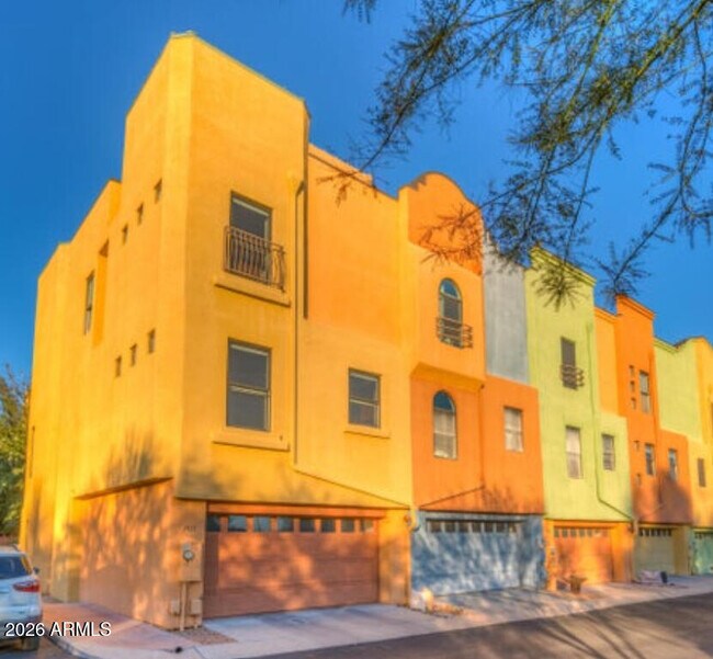 Foto del edificio - 2423 E Autumn Flower Dr