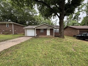 Building Photo - 1301 Liberty Dr
