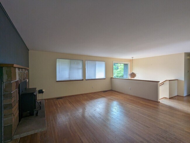 Foto del edificio - 3 br, 2.5 bath House - 14737 28th Ave NE