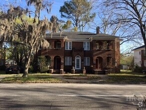 Building Photo - 1312 E Henry St