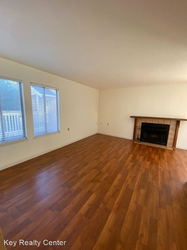 Foto del edificio - 2 br, 1 bath House - 11330 Fair Oaks Blvd ...
