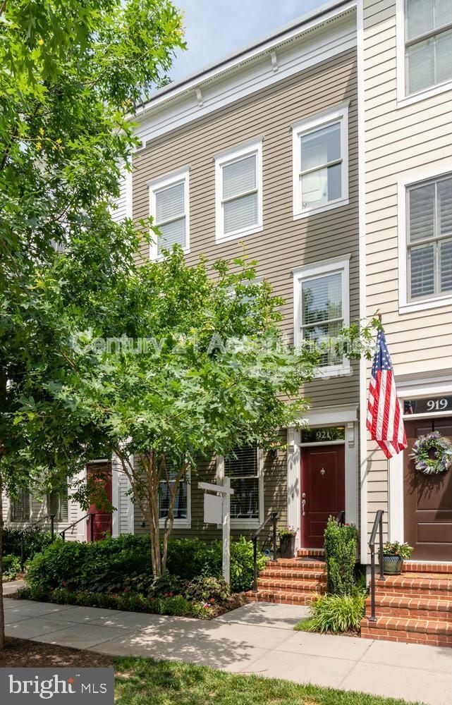 Photo - 921 N Alfred St Townhome
