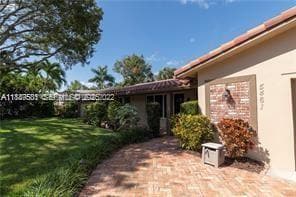 Foto del edificio - 5461 NE 22nd Ave