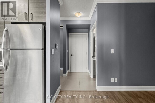Photo du bâtiment - 8200 Birchmount Rd
