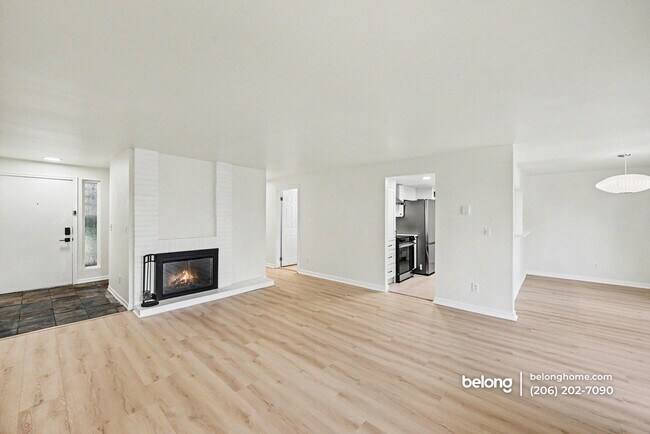 Foto del edificio - 3224 80th Ave SE