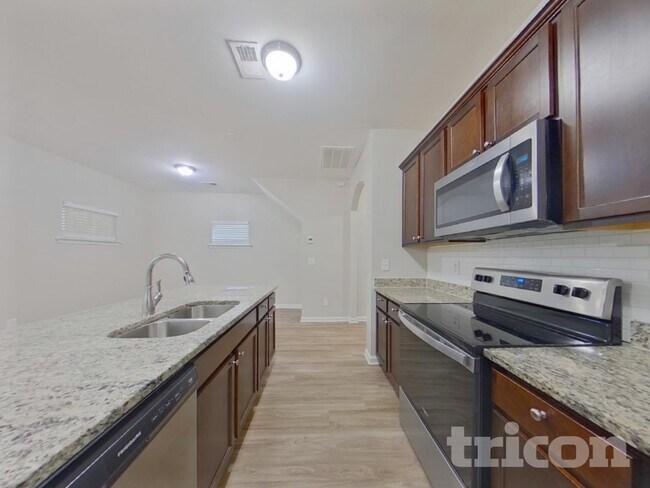 Foto del edificio - 250 Harvest Glen Ln